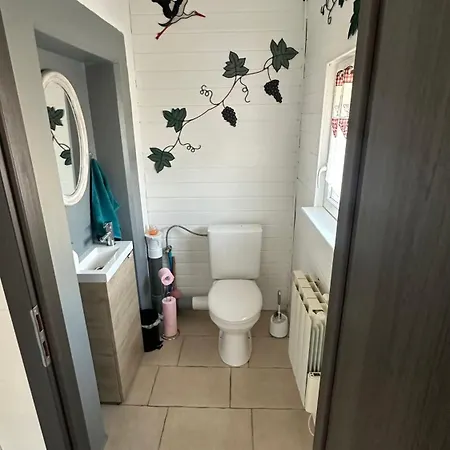 Proche Aeroport Apartman