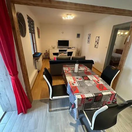 Proche Aeroport Apartment